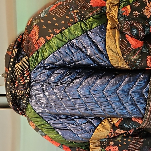 💕FARM RIO💕 Black Wild Bananas Metallic Reversible Puffer Jacket Large L NWT - Picture 14 of 16